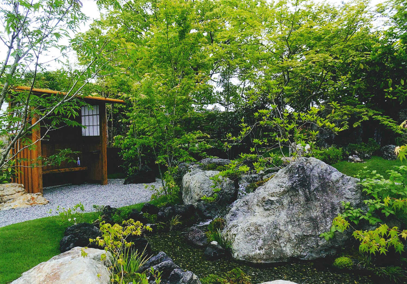 溝口造園　庭・自然石・庭石・池・川・滝・癒し・植木・紅葉・日本庭園・岩・スタイリッシュ