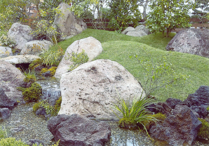 溝口造園　庭木・岩・庭・川・癒し・芝・丘