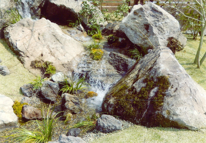 溝口造園　庭木・岩・庭・川・癒し・芝